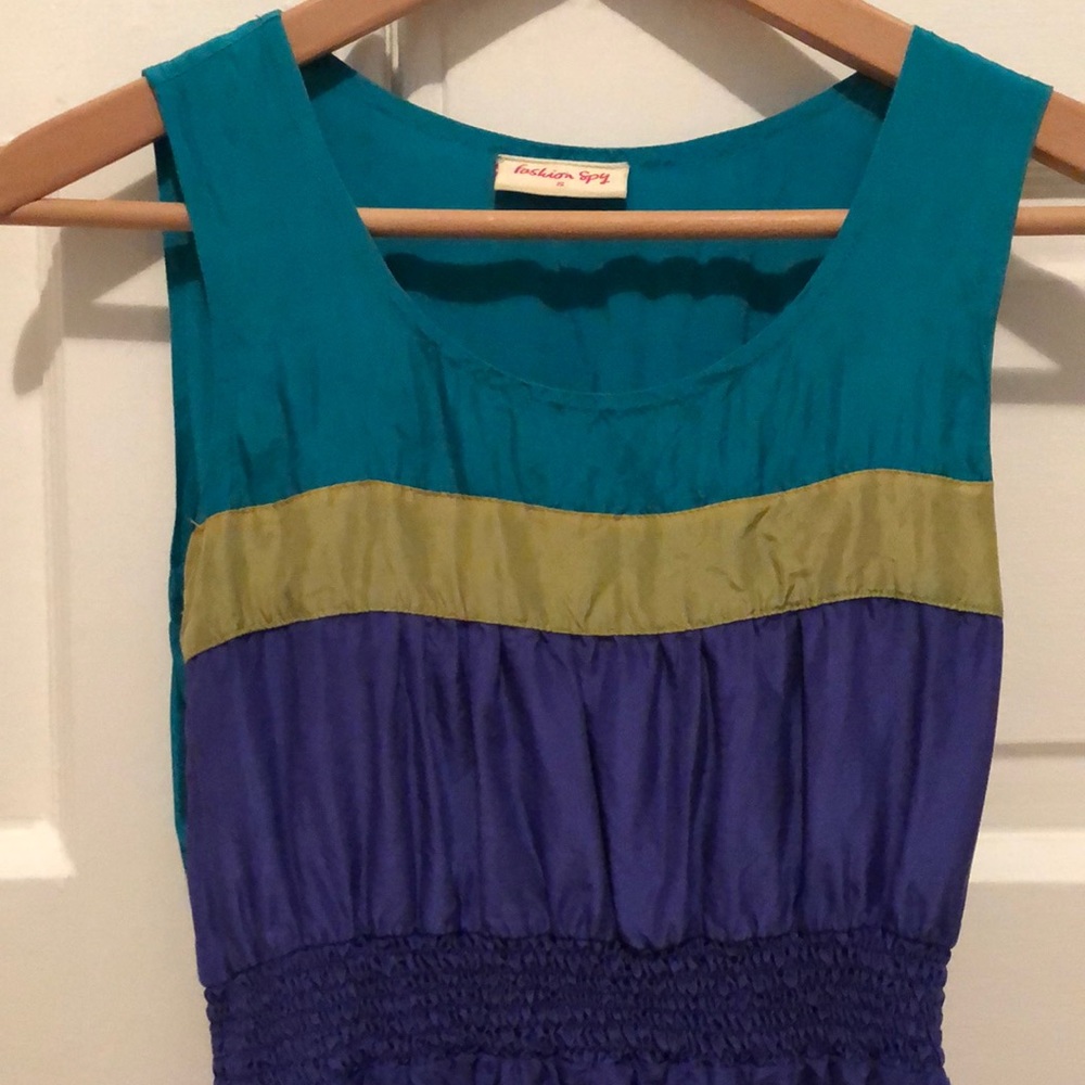 Colorblock dress - Picture 3 of 3